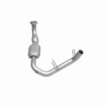 Load image into Gallery viewer, MagnaFlow Direct Fit Catalytic Converter 97-98 Ford Trucks 5.4L