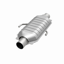Load image into Gallery viewer, MagnaFlow Universal Catalytic Converter 3/3 W/2Air