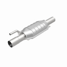 Load image into Gallery viewer, MagnaFlow Direct Fit Catalytic Converter California Grade 94-95 Dodge Ram 2500 8.0L