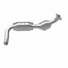 Load image into Gallery viewer, MagnaFlow Direct Fit Catalytic Converter 03-04 Exped 4.6L Driver Side OEM