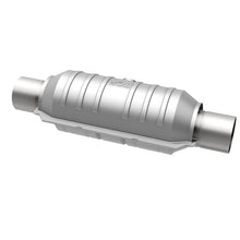 Load image into Gallery viewer, MagnaFlow Universal Catalytic Converter 2.25 Midbed O2 Front CA