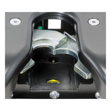 Load image into Gallery viewer, Curt Q24 5th Wheel Hitch