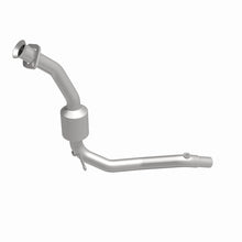 Load image into Gallery viewer, MagnaFlow Direct Fit Catalytic Converter 96-97 Chrysler Concorde 3.5L