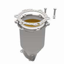 Load image into Gallery viewer, MagnaFlow Direct Fit Catalytic Converter OEM 04-06 Nissan Altima 3.5L Close Coupled