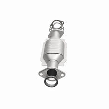Load image into Gallery viewer, MagnaFlow Direct Fit Catalytic Converter 2003-2006 MONTERO 3.8 L Underbody