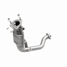 Load image into Gallery viewer, MagnaFlow Direct Fit Catalytic Converter 01-04 Escape 2.0 OEM