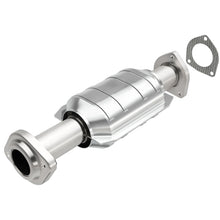 Load image into Gallery viewer, MagnaFlow Direct Fit Catalytic Converter 00-01 Cherokee Rear 4.0L
