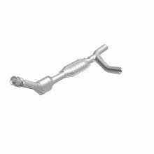 Load image into Gallery viewer, MagnaFlow Direct Fit Catalytic Converter 01-03 Ford E150 4.2L Passenger Side