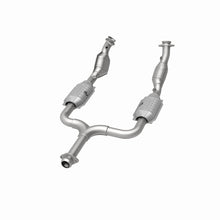 Load image into Gallery viewer, MagnaFlow Direct Fit Catalytic Converter 2003 Ford Mustang 3.8L