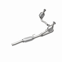 Load image into Gallery viewer, MagnaFlow Direct Fit Catalytic Converter 00-03 Dodge Dakota 3.9L