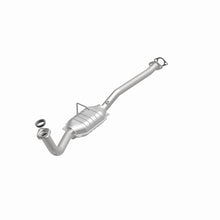 Load image into Gallery viewer, MagnaFlow Direct Fit Catalytic Converter 98-01 Metro/Swift 1.3 rr OE