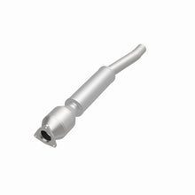 Load image into Gallery viewer, MagnaFlow Direct Fit Catalytic Converter 04/06 VW Phaeton 4.2L Rear Driver Side