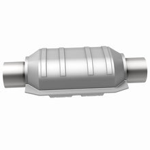 Load image into Gallery viewer, MagnaFlow Universal Catalytic Converter 1.75 W/Air FED