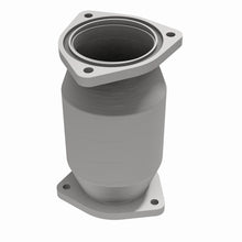Load image into Gallery viewer, MagnaFlow Direct Fit Catalytic Converter 99-02 Daewoo Nubira 2.0L fr