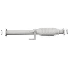Load image into Gallery viewer, MagnaFlow Direct Fit Catalytic Converter 02-04 Tacoma 3.4L rear 50S