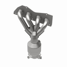 Load image into Gallery viewer, MagnaFlow Direct Fit Catalytic Converter 09 Toyota Venza 2.7L