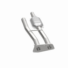 Load image into Gallery viewer, MagnaFlow Direct Fit Catalytic Converter 98 GM Truck 5.7L