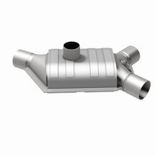 Load image into Gallery viewer, MagnaFlow Universal Catalytic Converter 2 Subaru