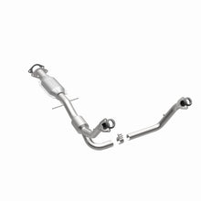 Load image into Gallery viewer, MagnaFlow Direct Fit Catalytic Converter Chevy S-10 00-02 OEM