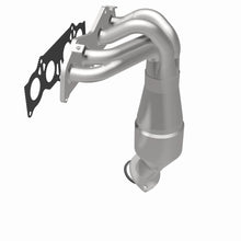 Load image into Gallery viewer, MagnaFlow Direct Fit Catalytic Converter California Grade CARB Compliant 04-07 Toyota Solara L4 2.4L