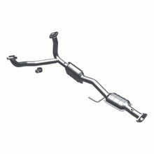Load image into Gallery viewer, MagnaFlow Direct Fit Catalytic Converter 90-95 Ford Aerostar 4.0L CA