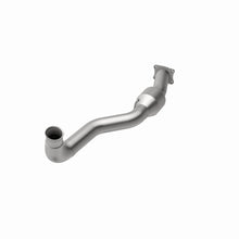 Load image into Gallery viewer, MagnaFlow Direct Fit Catalytic Converter01-05 GM Silv/Sierra 6.6L