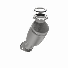 Load image into Gallery viewer, MagnaFlow DF Cat Conv 99-03 Lexus RX300/01-03 Toyota Highlander 3.0L D/S *NOT TO BE SOLD IN CA*