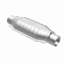 Load image into Gallery viewer, MagnaFlow Universal Catalytic Converter 1.75 W/Air FED
