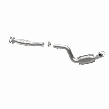 Load image into Gallery viewer, MagnaFlow Direct Fit Catalytic Converter 03-07 GM 2500/3500 Passenger Side