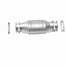 Load image into Gallery viewer, MagnaFlow Direct Fit Catalytic Converter 96-01 Altima 2.4L rear 50S