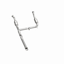 Load image into Gallery viewer, MagnaFlow Direct Fit Catalytic Converter 05 Explorer 4.0 2/4wd OEM