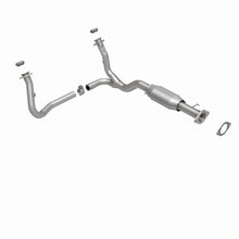 Load image into Gallery viewer, MagnaFlow Direct Fit Catalytic Converter 2000 S10/Sanoma 4.3L