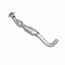 Load image into Gallery viewer, MagnaFlow Direct Fit Catalytic Converter 03 Lincoln Navigator 5.4L