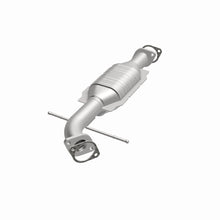 Load image into Gallery viewer, MagnaFlow Direct Fit Catalytic Converter 02-05 Sedona 3.5L rr OEM
