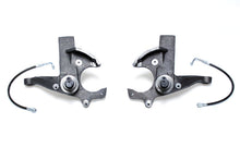 Load image into Gallery viewer, MaxTrac 82-04 Chevrolet S-10 2WD 3in Front Lift Spindles w/Extended DOT Compliant Brake Lines - GTR Auto