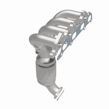 Load image into Gallery viewer, MagnaFlow Direct Fit Catalytic Converter 03-04 Kia Rio 1.6L (CA Emissions)