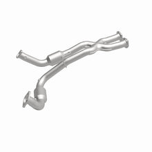 Load image into Gallery viewer, MagnaFlow Direct Fit Catalytic Converter 06-10 Jeep Grand Cherokee 6.1L