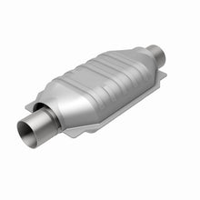 Load image into Gallery viewer, MagnaFlow Universal Catalytic Converter 2.5 FED