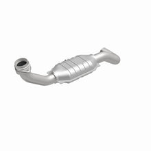 Load image into Gallery viewer, MagnaFlow Direct Fit Catalytic Converter 05 Expedition D/S 5.4 OEM