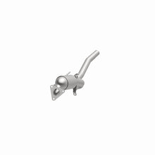 Load image into Gallery viewer, MagnaFlow Direct Fit Catalytic Converter 11-15 Volkswagen Touareg V6 3.6 OEM Underbody