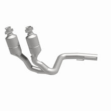 Load image into Gallery viewer, MagnaFlow Direct Fit Catalytic Converter 99-04 Jeep Grand Cherokee 4.0L Front