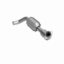 Load image into Gallery viewer, MagnaFlow Direct Fit Catalytic Converter 04-06 F-150 Pickup 5.4L 2WD D/S