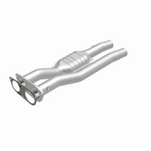 Load image into Gallery viewer, MagnaFlow Direct Fit Catalytic Converter 96-97 7.4L 3500 Truck Rear