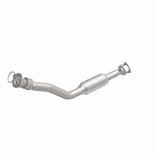 Load image into Gallery viewer, MagnaFlow Direct Fit Catalytic Converter Malibu 98-00 3.1L V6