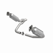 Load image into Gallery viewer, MagnaFlow Direct Fit Catalytic Converter Dakota 05-06 6 3.7L