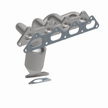 Load image into Gallery viewer, MagnaFlow Direct Fit Catalytic Converter 01-05 Dodge Stratus 2.4L