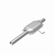 Load image into Gallery viewer, MagnaFlow Direct Fit Catalytic Converter Jeep 81 86