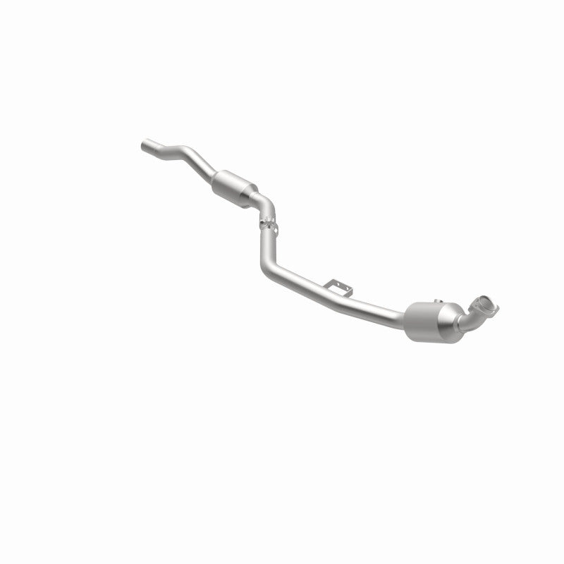 MagnaFlow Direct Fit Catalytic Converter OEM 2007 Mercedes-Benz E350 Underbody - 69.125in Length 5411666