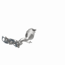 Load image into Gallery viewer, MagnaFlow Direct Fit Catalytic Converter 04-06 Toyota Sienna 3.3L