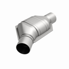 Load image into Gallery viewer, MagnaFlow Universal Catalytic Converter 2 Angled Inlet